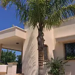 Narducci לינה וארוחת בוקר 4*
