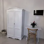 לינה וארוחת בוקר Narducci